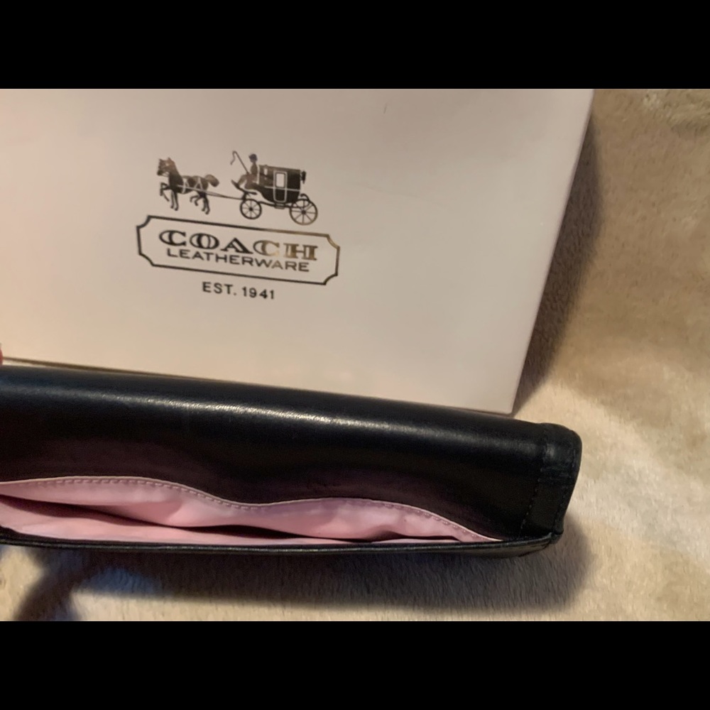Black Coach Wallet - Picture 4 of 6